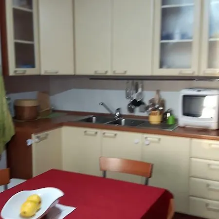 Confortevole Per Brevi Periodi A Cagliari. דירה קליארי